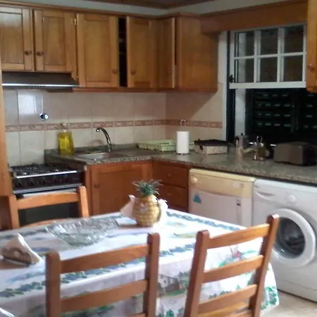 Large 2 Bedroom São Mateus